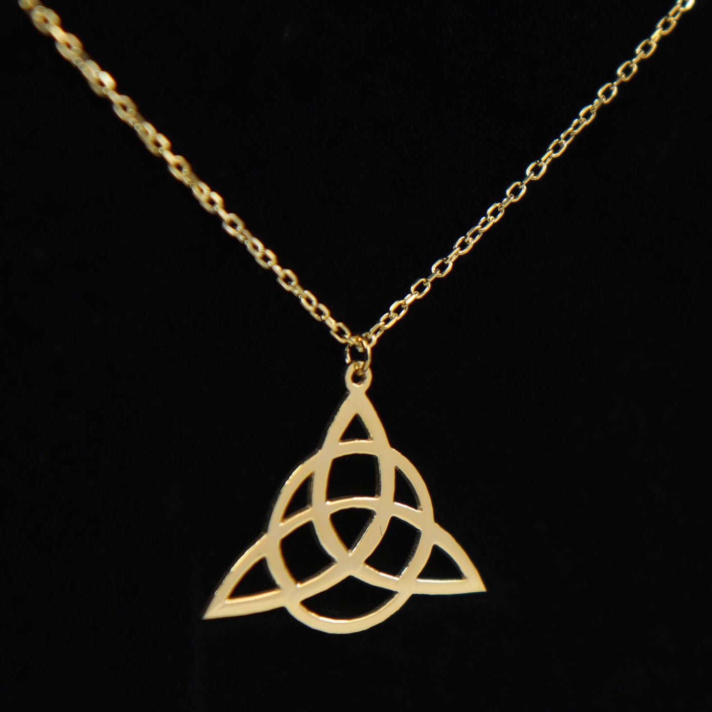 Triquetra Celtic Knot